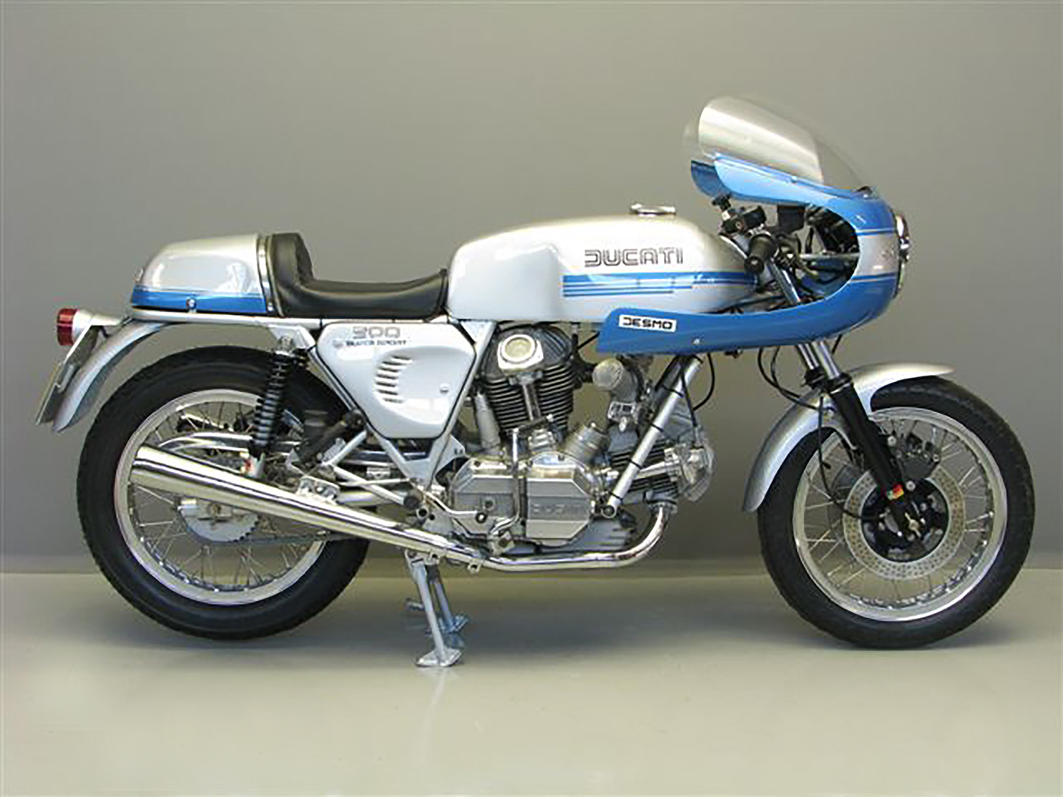 Ducati 900 Super Sport