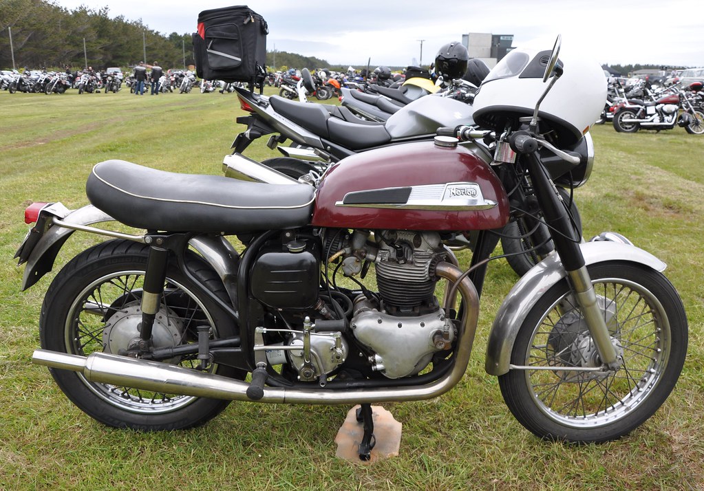 Norton Atlas 750