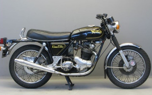 Norton Commando 850